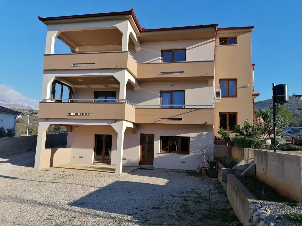 Holiday house Rončević 50m from sea A1