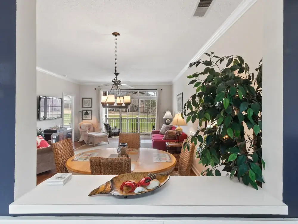 Wedgewood #324 2 Bedroom Condo by RedAwning