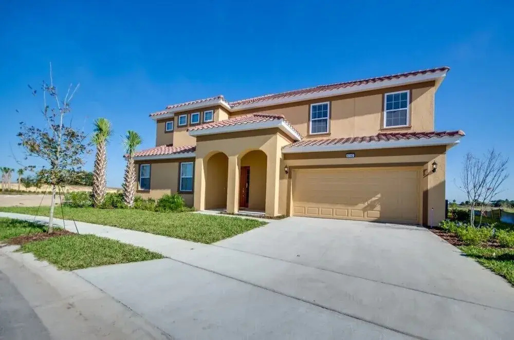 Cool and Modern 9 Bed 7 Ba Villa Pool & Spa 6160boa