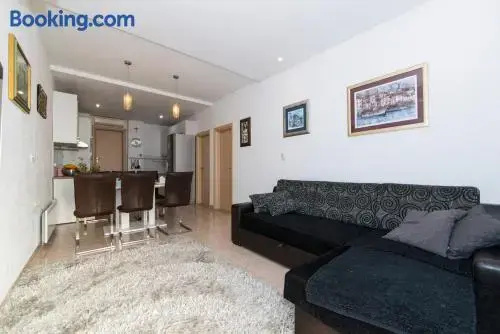 Family friendly apartment, great for children, huge yard and lots of toys