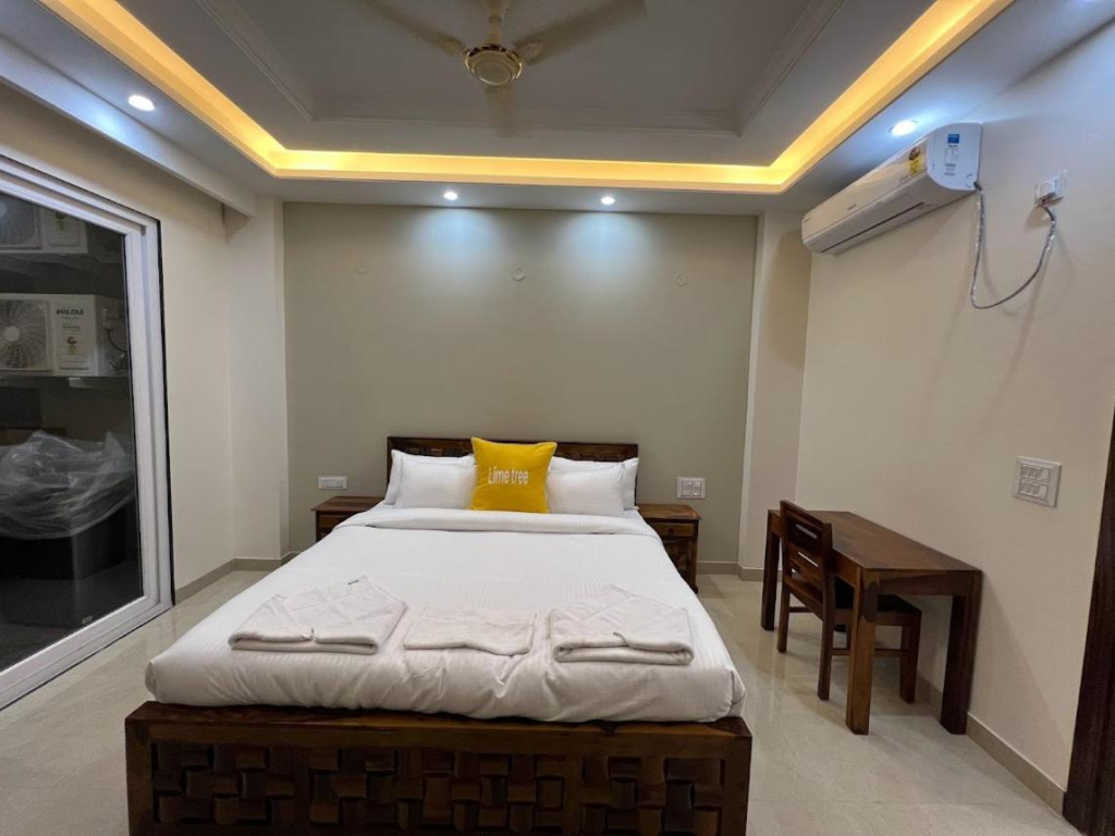 Lime Tree Two BHK Service Apartment Golf Course Road Gurgaon