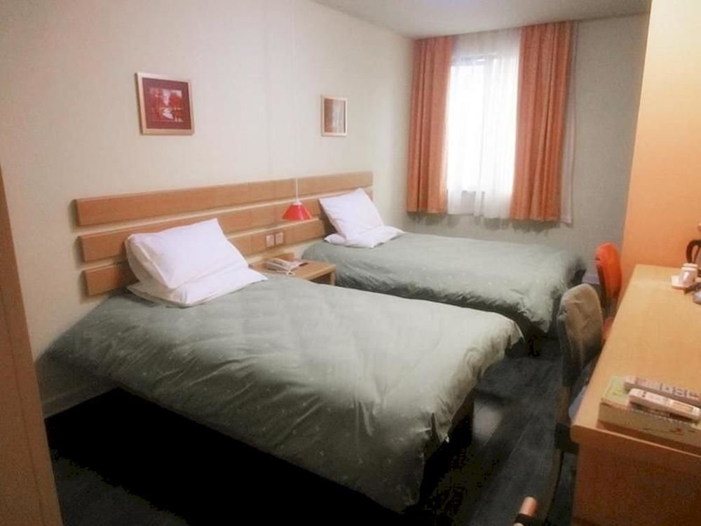 Home Inn Yixing Renmin South Road