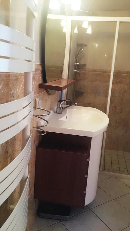 Studio Indépendant dans une Maison