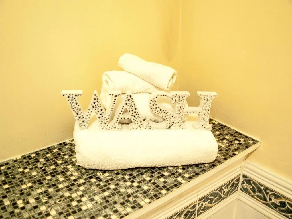 King Court Apartment