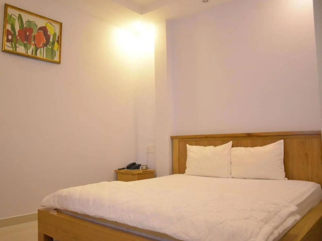 Janus Hotel 168