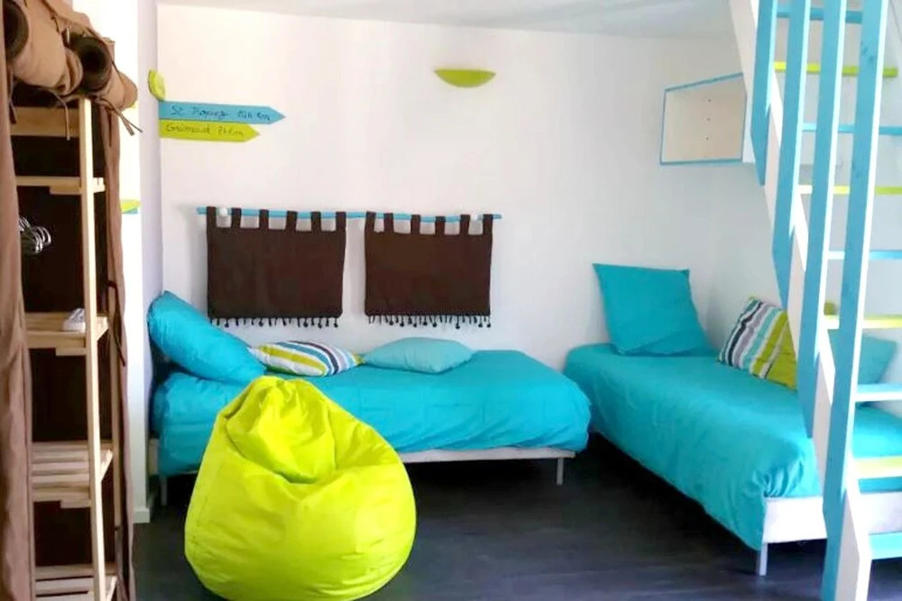 Studio in Grimaud, With Pool Access and Furnished Garden - 900 m From
