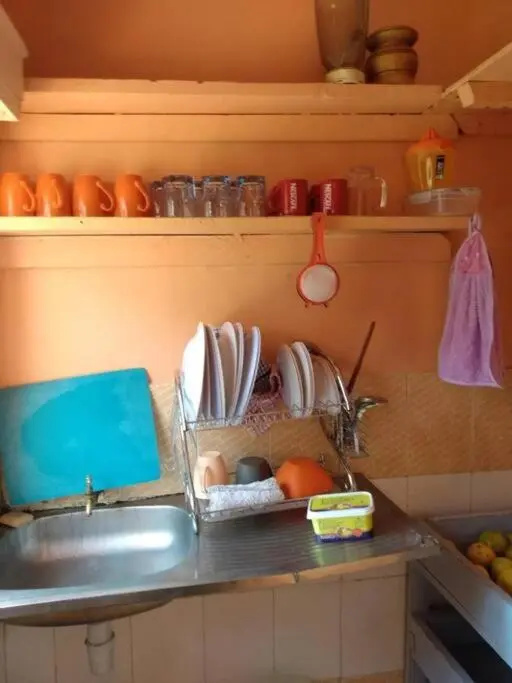A peaceful and lovely 1 bedroom vacation Dina's little home