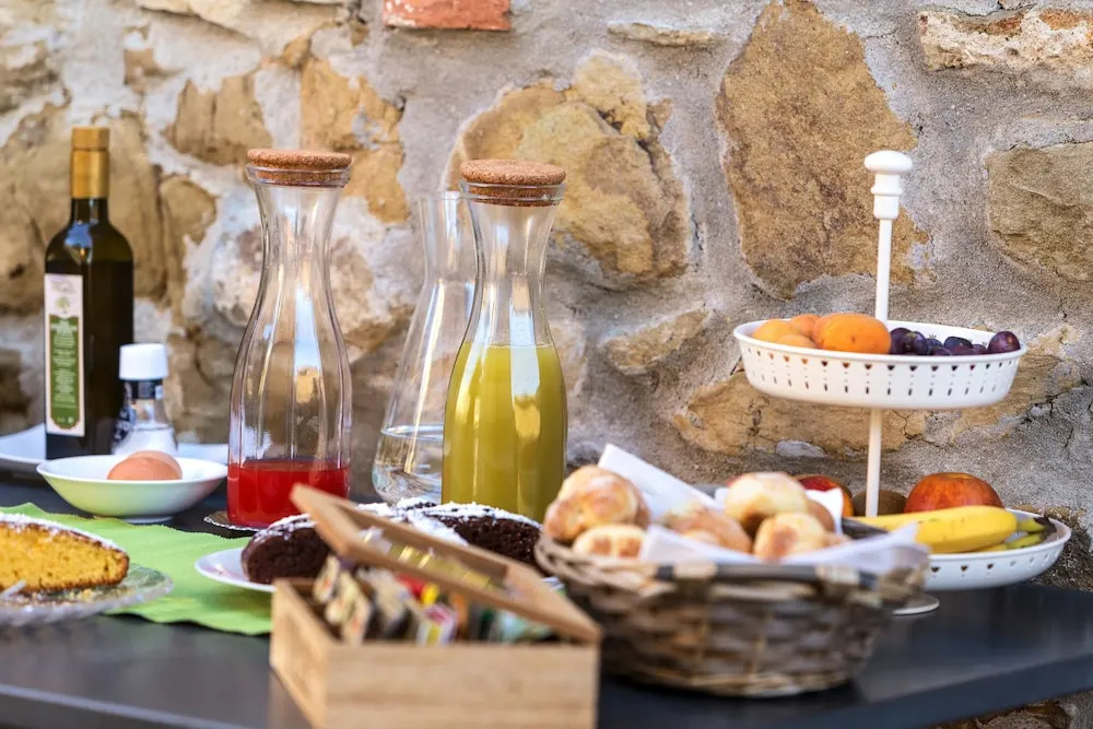 Agriturismo Borgo tra gli Olivi