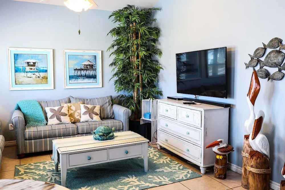 Sea Dreams 3 2 Bedroom Condo by RedAwning