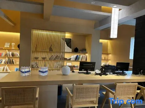 Jiangmen Yuquan Huju Hot Spring Hotel