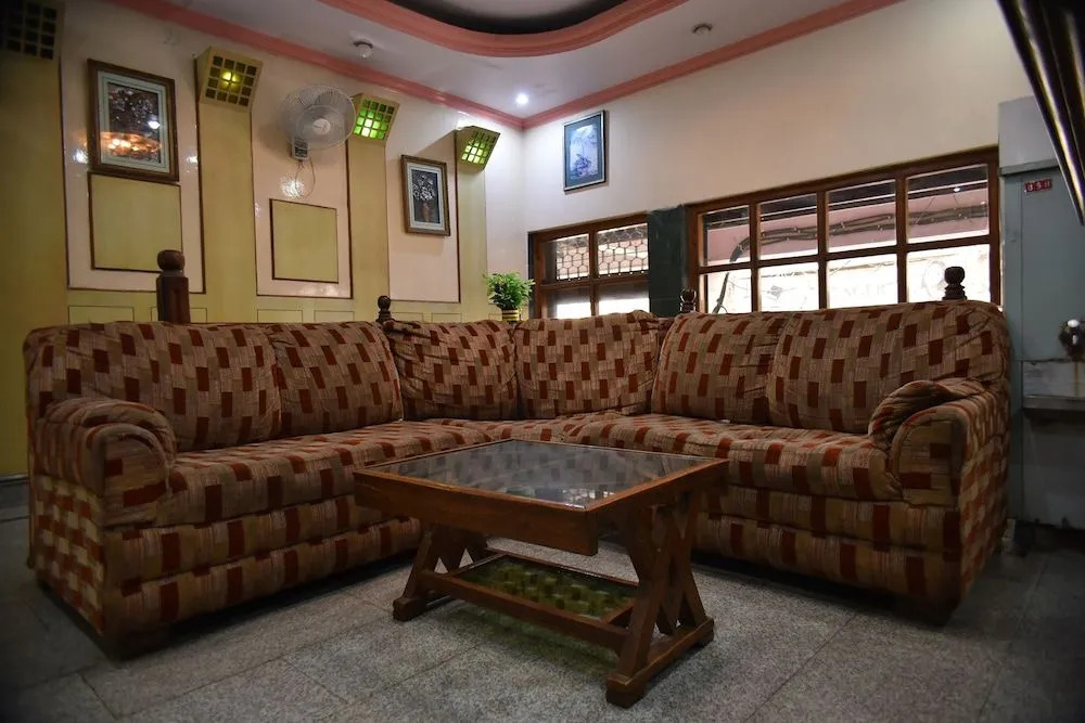 OYO 24112 City Heart