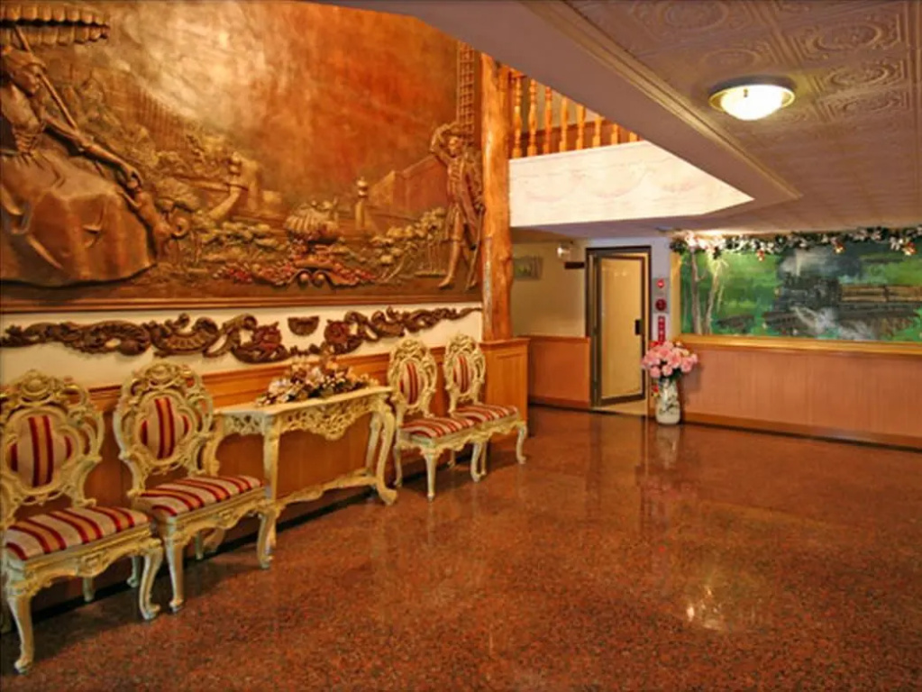 Kao Feng Hotel