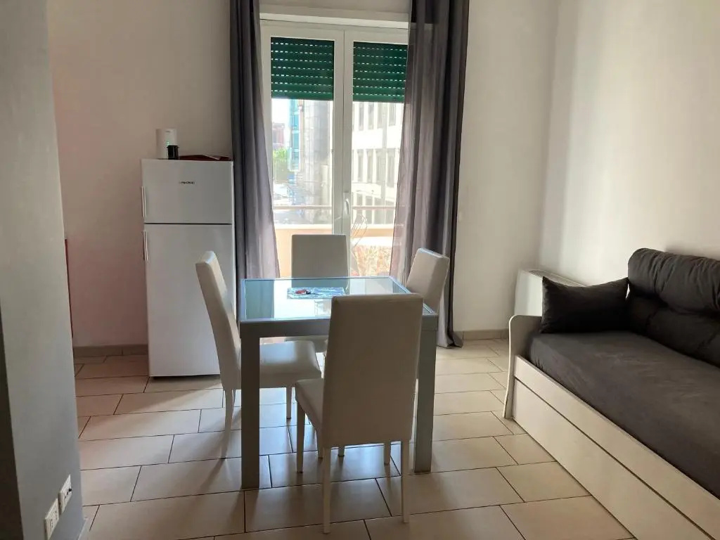 De Gasperi House- Elegante appartamento,con terrazza,nel cuore di Napoli