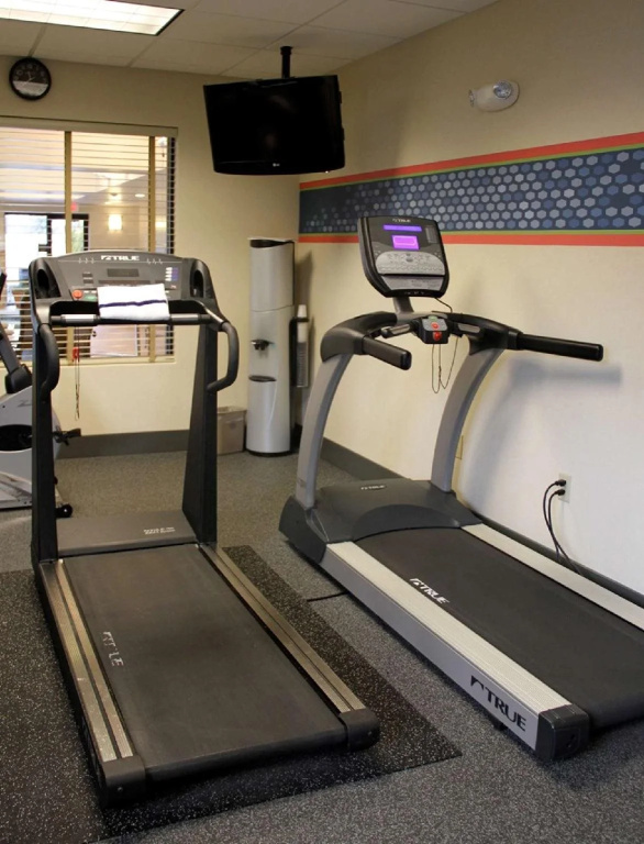 Hampton Inn & Suites Albany-Airport