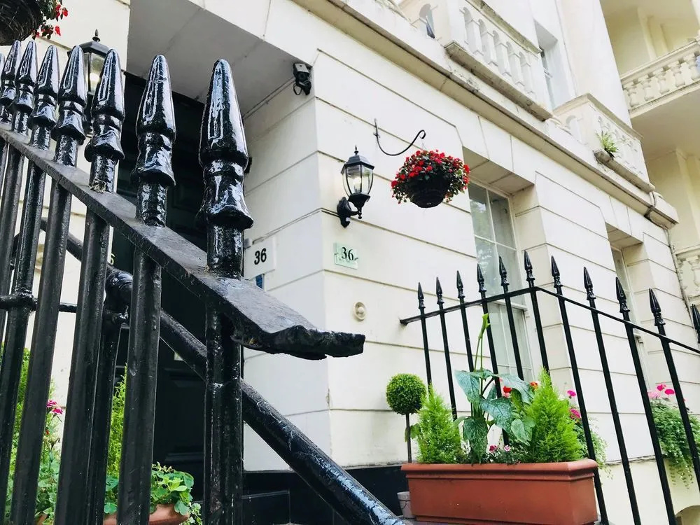Cheval Hyde Park Gate