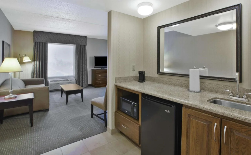 Hampton Inn & Suites Plattsburgh