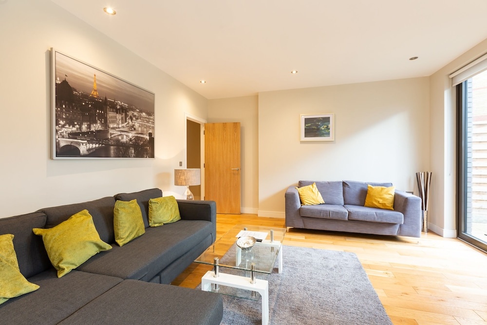 Split Level 2 Bed In Maida Vale, Near Paddington