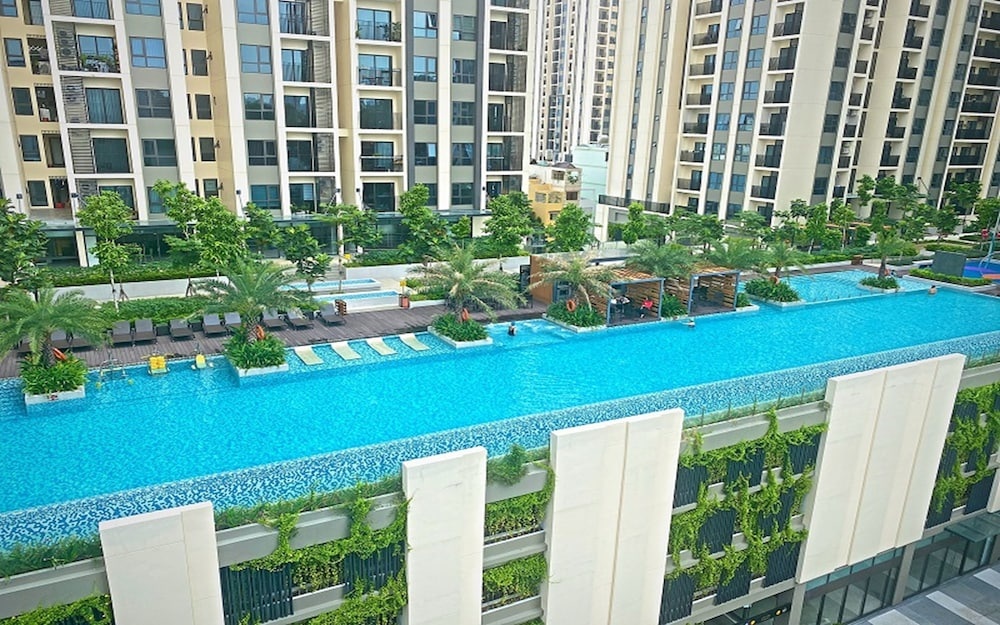 Zenith Luxstay Hado Centrosa Residence