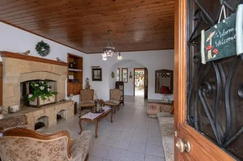 Holiday Home 2 Bedrooms 1 Bathroom - Archanes