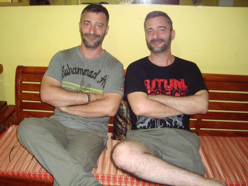 Home Hug Hostel - Adults