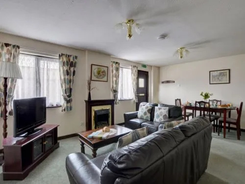 The Carriage House 20655