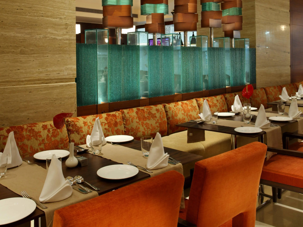 Mahagun Sarovar Portico Suites