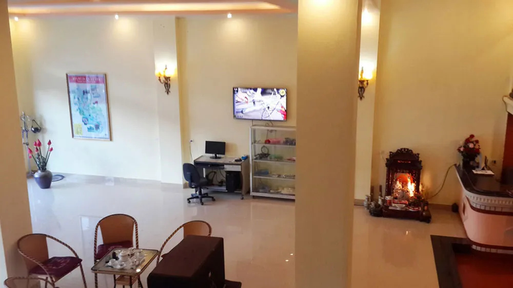 Quyet Tinh Hotel