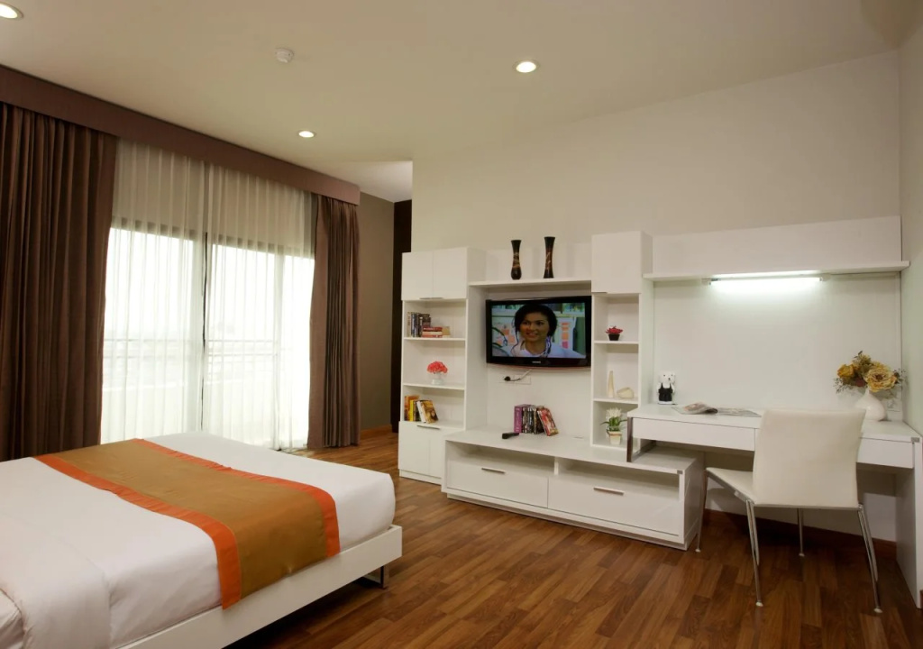 The Grand Napat
