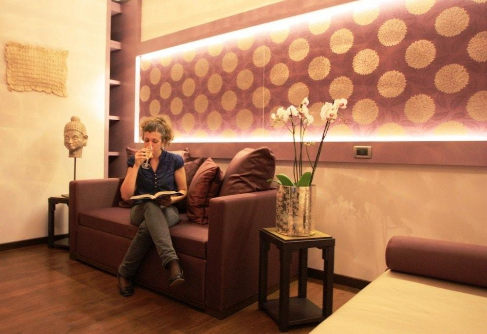 Hotel K2
