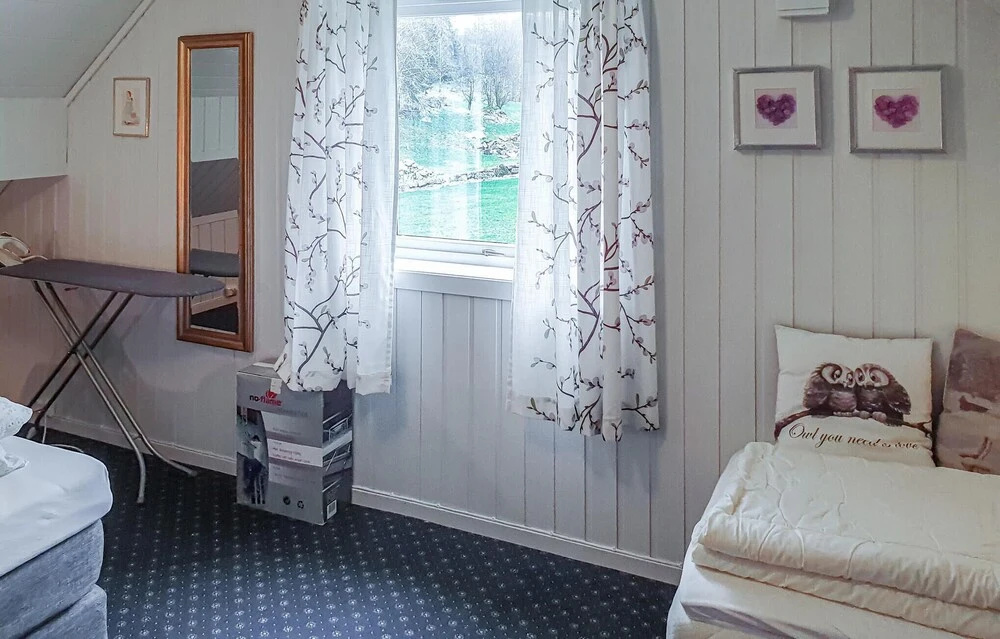 3 Bedroom Awesome Home In Skjold