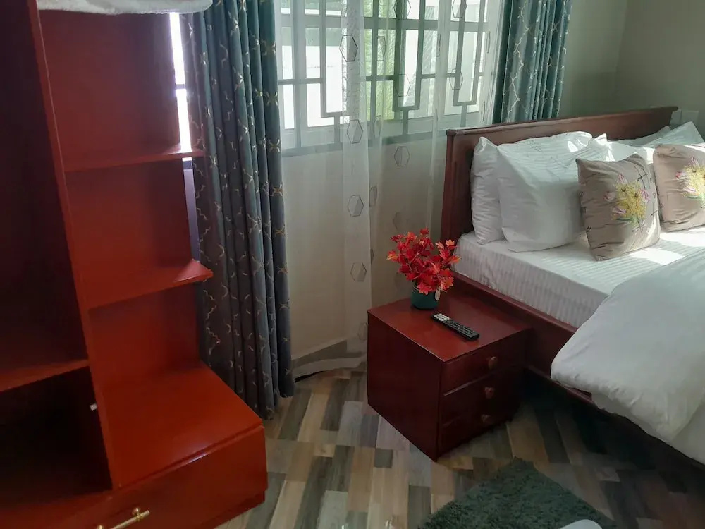 Villa Home Hotel & Apartment