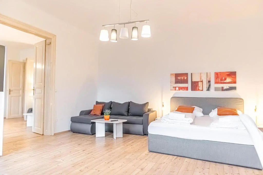 attractive 2BR Apt. Near AKH- Ideal for Longstays