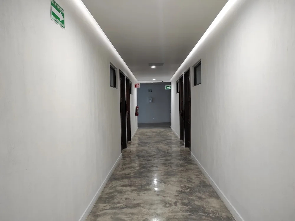 Hotel Manadia