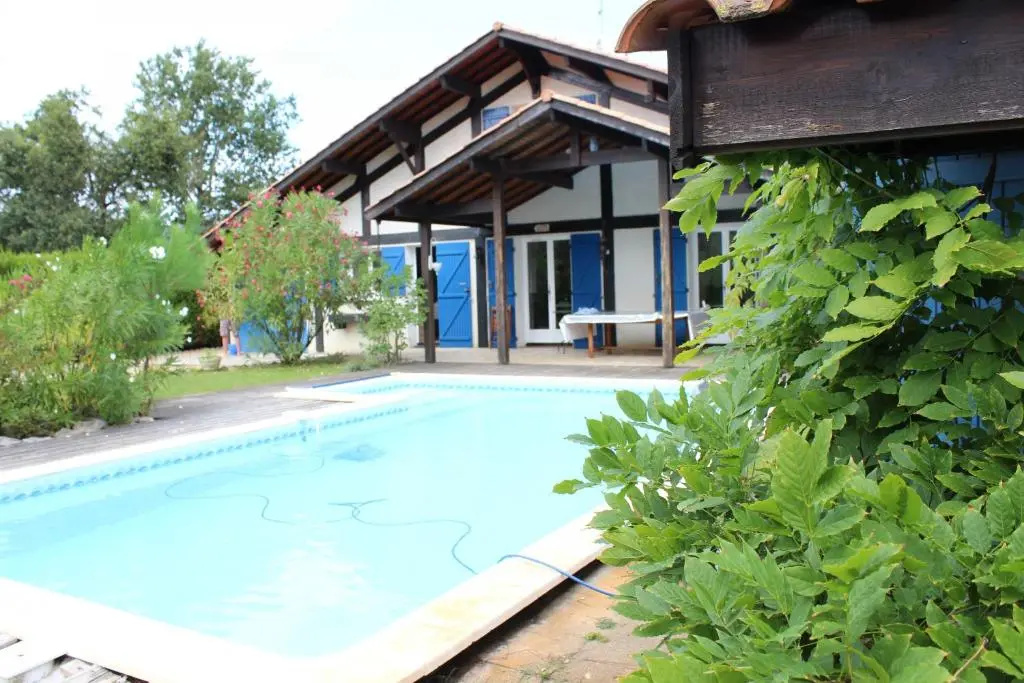 Magnifique villa 6 personnes avec piscine