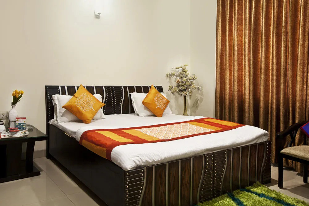 Azhan Residency