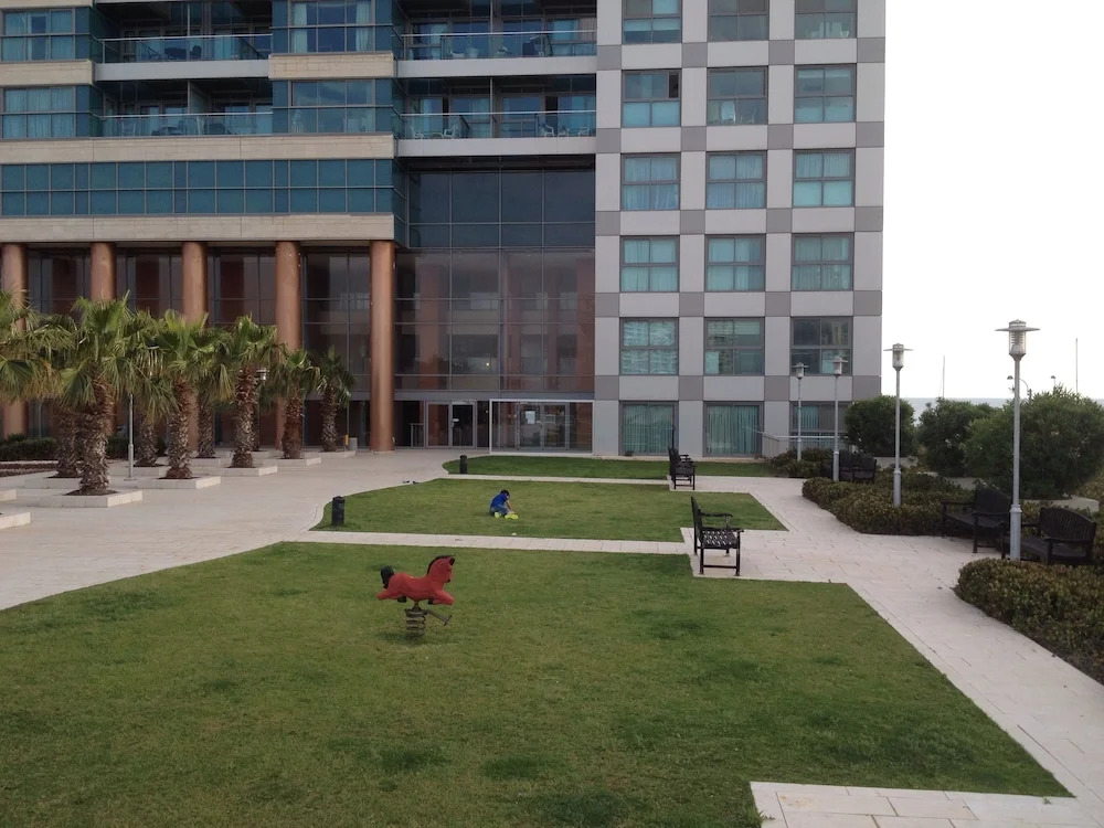 Okeanos bamarina suite