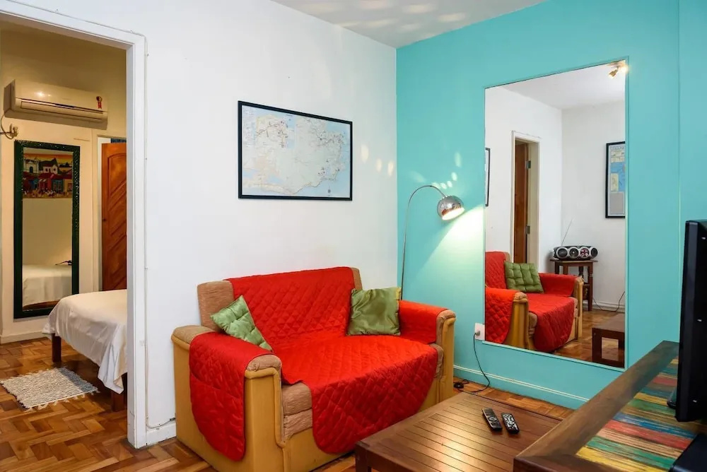 Ipanema Close to the Beach - 153B Holiday Home 1