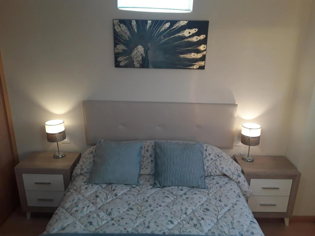 Apartamento de 6 personas con WIFI Y GARAJE INCLUIDO