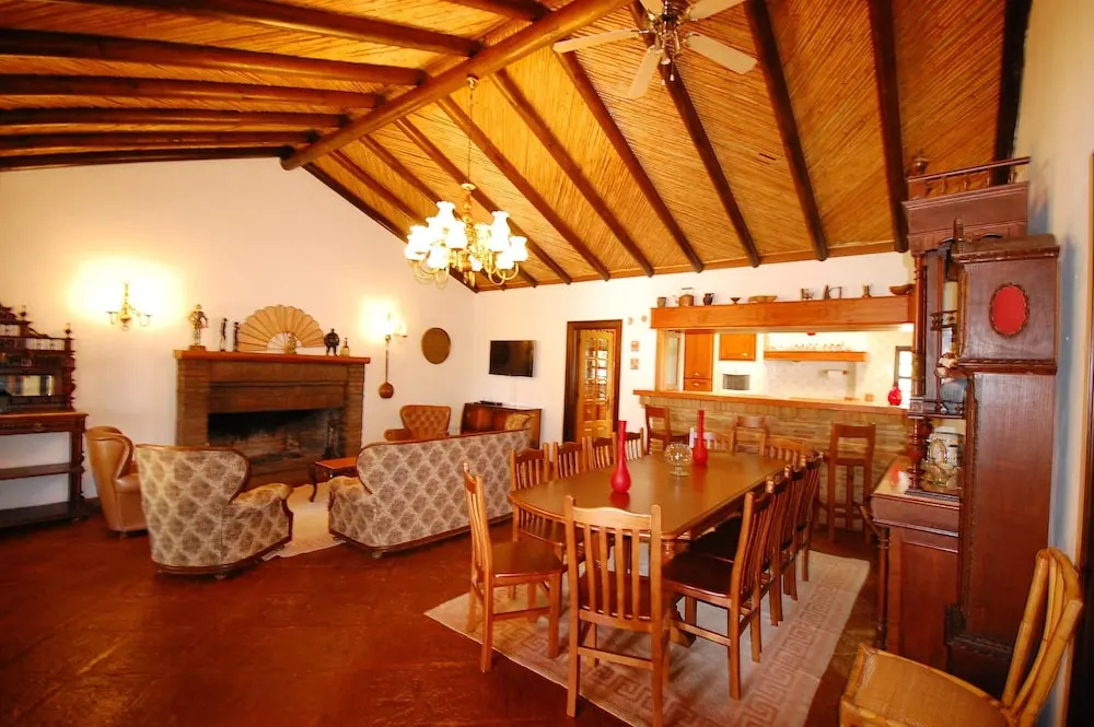 Rustic Villa Tavira with Mountain Views and Pool