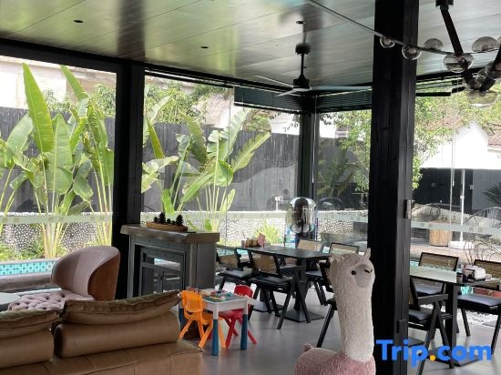 Guangzhou Conghua Yuejie Hot Spring Homestay