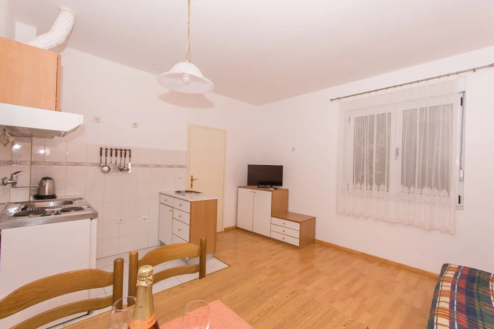 Apartments Mastelić