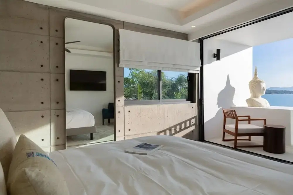Solaris 3-bedroom Beachfront Villa in Koh Samui