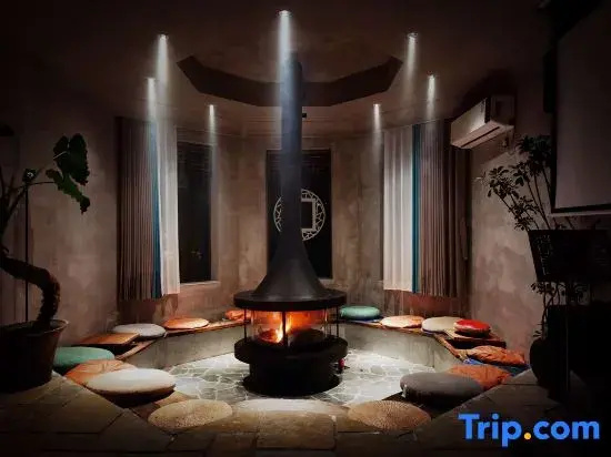 Huazhu·Kuangjing offers homestays (such as the Qinhu Guling Street branch)