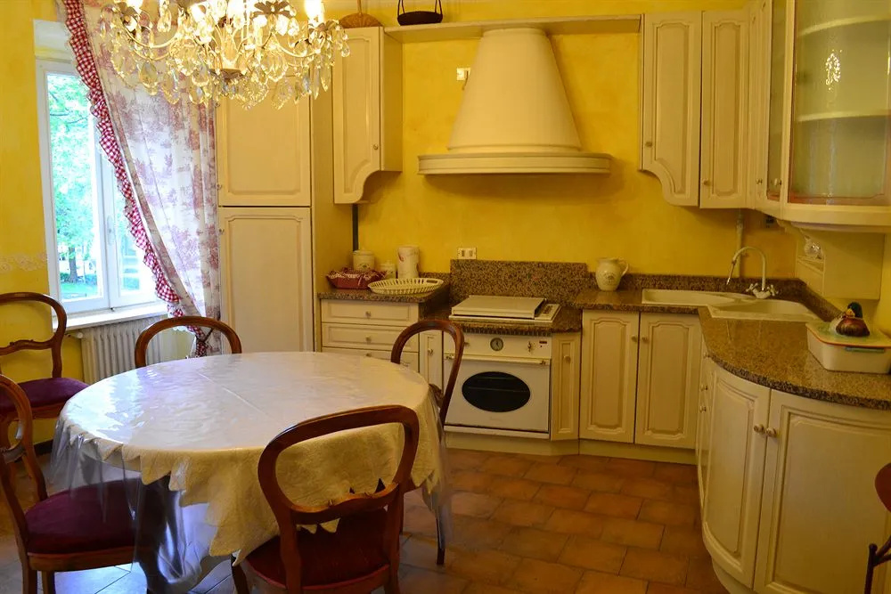 Relais De La Place