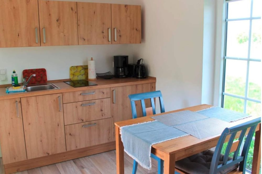 Ferienwohnung am Deich mit Terrasse in Burhave
