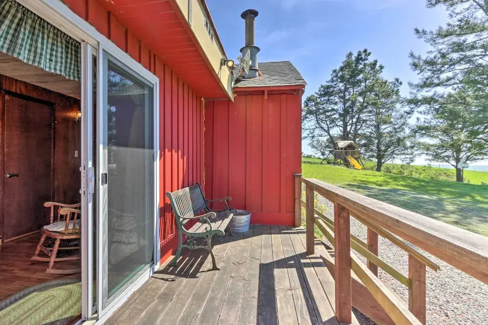 Moonview Ranch on 20 Acres in Sonoma County