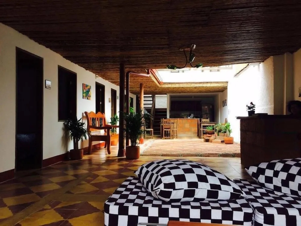 Sergeant Pepper's Hostel