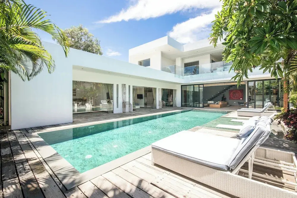 Niko2 · Marvelous 5 Bedroom Villa Close to Finns
