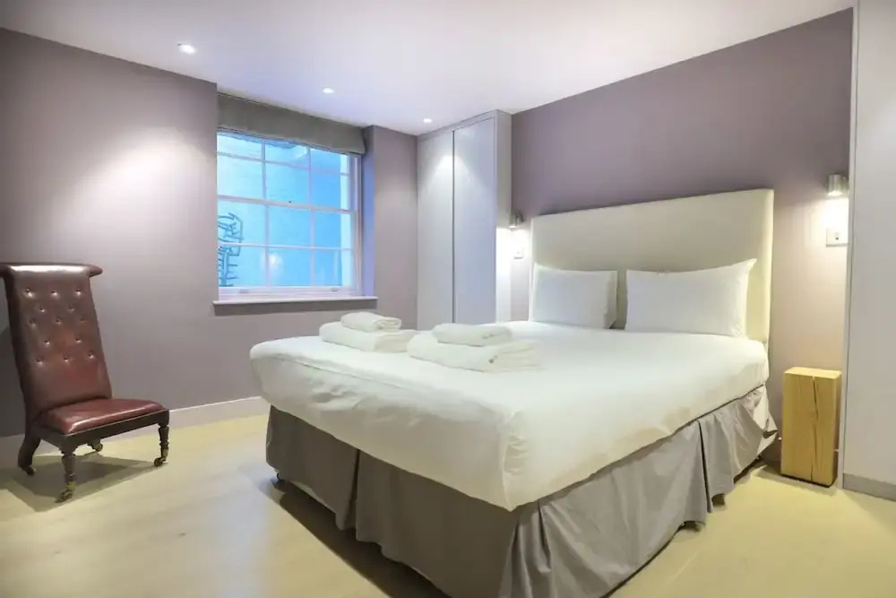 1 Bedroom Flat In Kensington