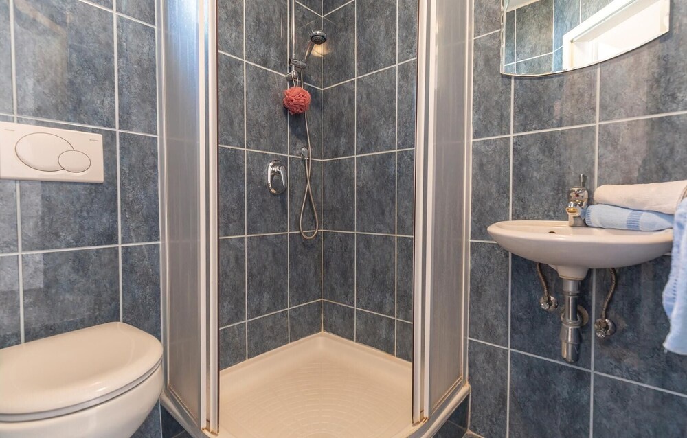 Awesome Home in Podaca With Wifi, Outdoor Swimming Pool and 1 Bedrooms